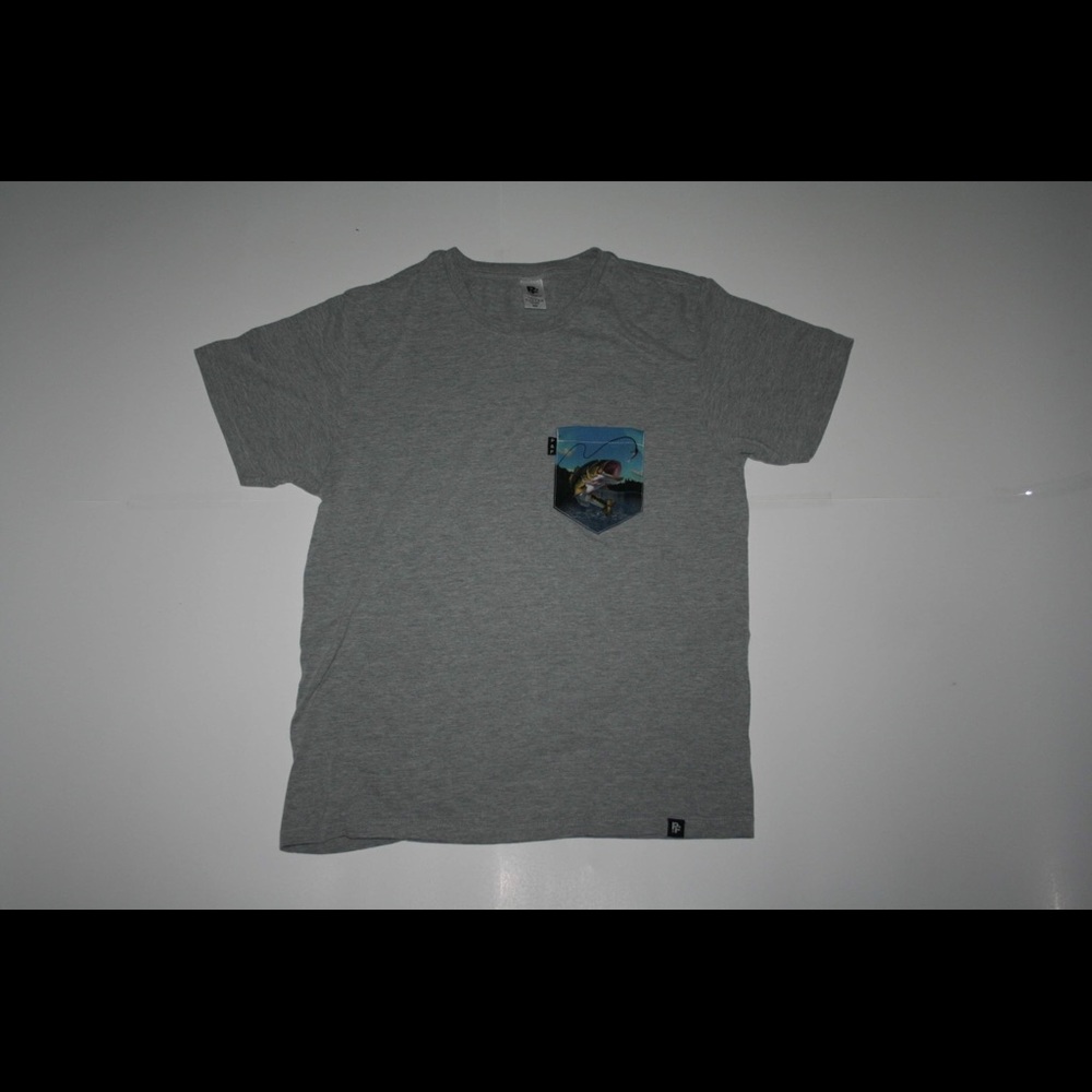 Bass Fishing T-Shirt Men’s Size Medium Fishing Shirt